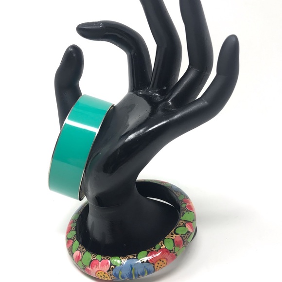 Ann Taylor and floral wood bangles - Picture 7 of 8